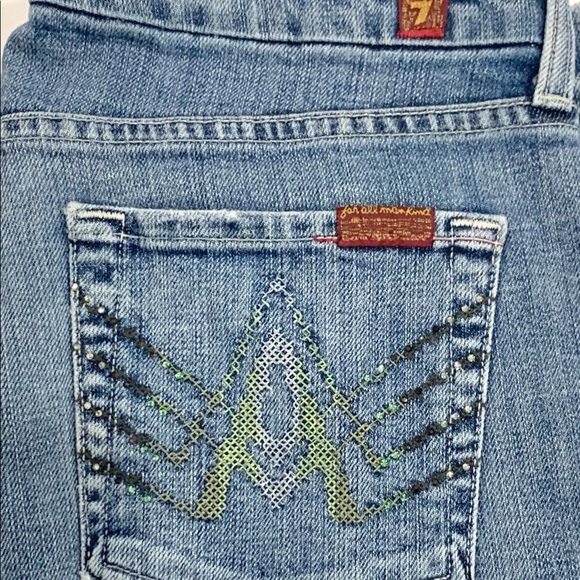 7 For All Mankind Light Wash cropped Bermuda jeans - Picture 4 of 7